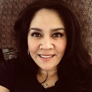 Meet your Posher, Renee